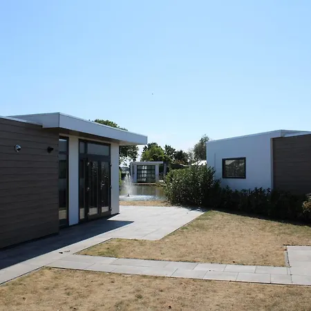 Rhederlaagse Meren Holiday park *