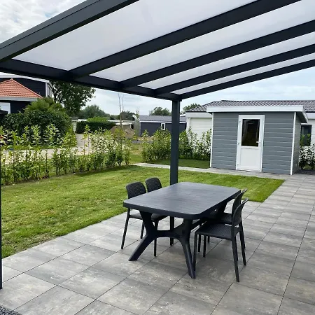 Üdülőpark Rhederlaagse Meren Lathum