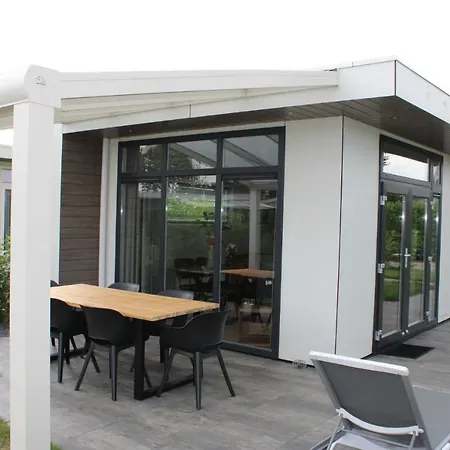 Rhederlaagse Meren Holiday park *
