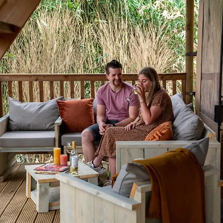 Rhederlaagse Meren 홀리데이파크 Lathum