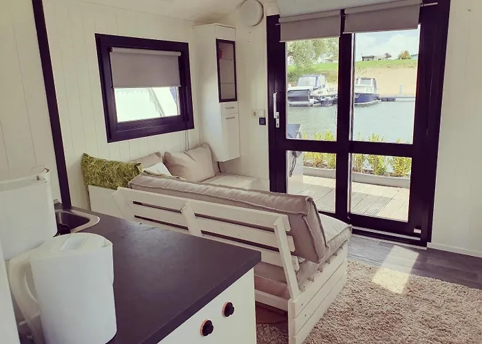 Rhederlaagse Meren Parque de vacaciones *